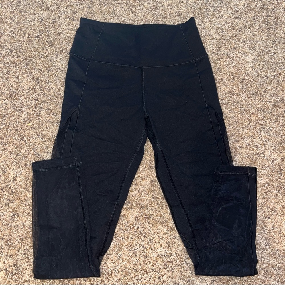VS sports bra & mesh legging set - Picture 9 of 11